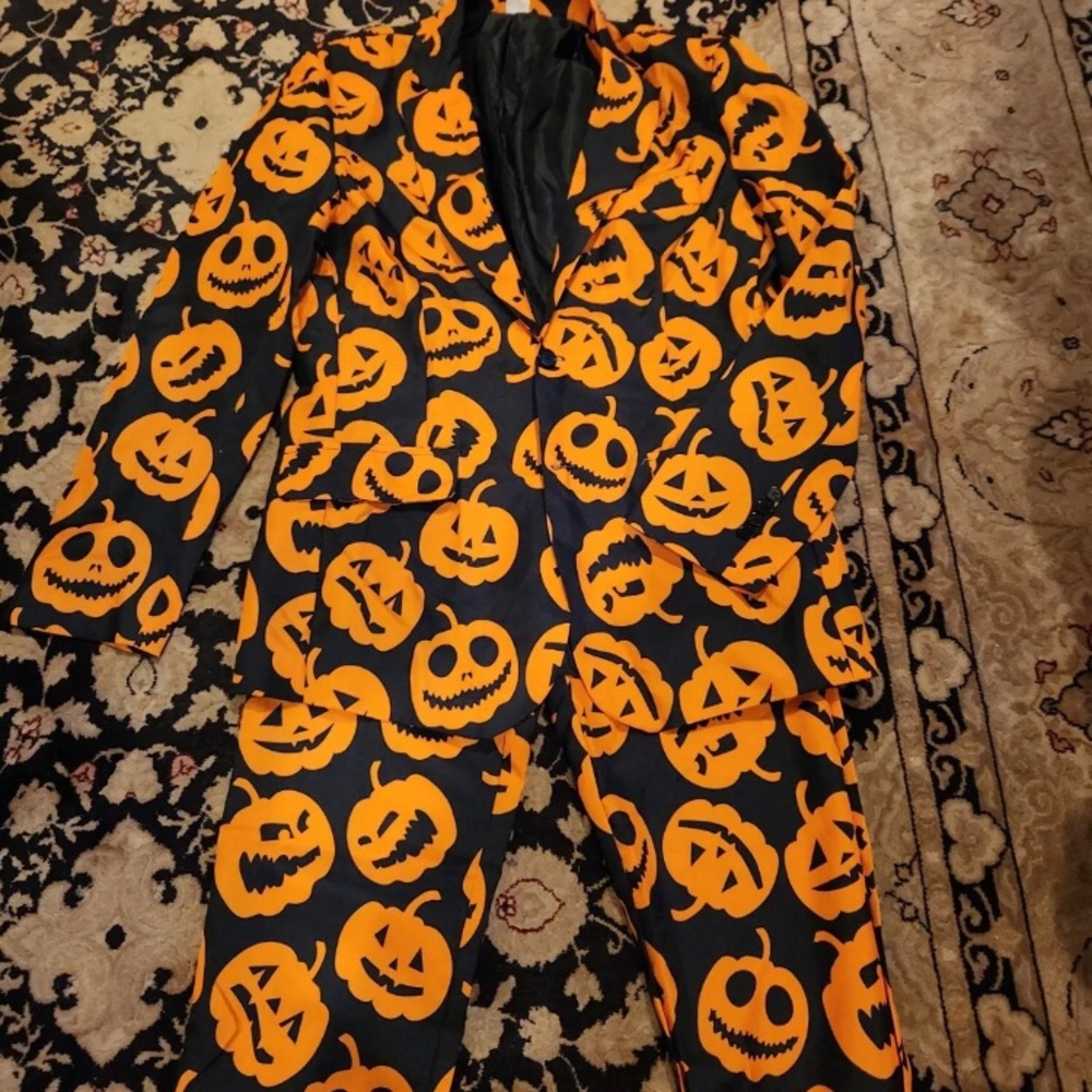 HALLOWEEN COSTUME PUMPKIN SUIT NO TIE- SIZE SMALL PANT JACKET M SPIRIT HALLOWEEN